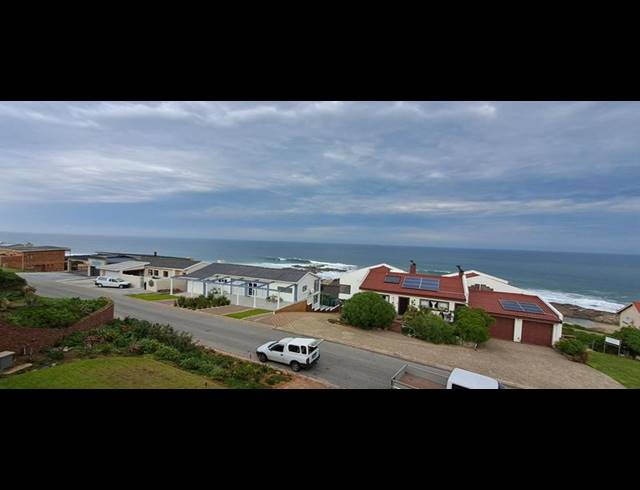 6 BEDROOM HOUSE FOR SALE IN JONGENSFONTEIN